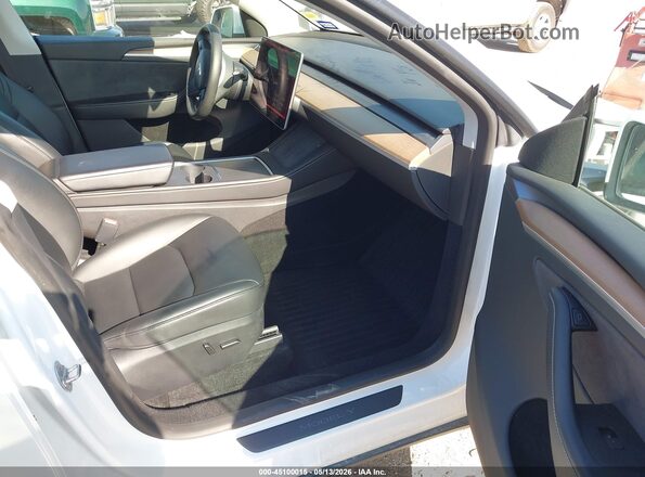 7SAYGDEE3PA110465 2023 TESLA MODEL Y White 
