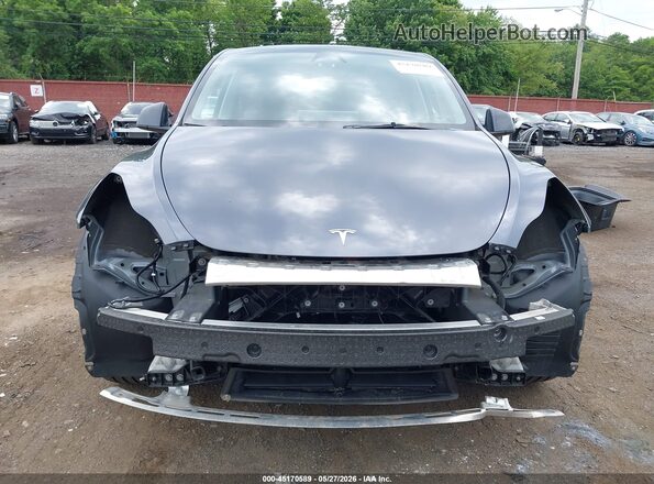 7SAYGDEE3PA179835 2023 TESLA MODEL Y Gray Սարքավորումների վահանակի տեսք