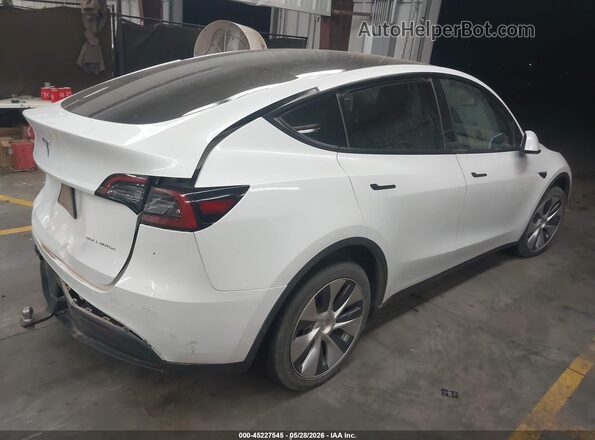 7SAYGDEE3PF608085 2023 TESLA MODEL Y White Հետևի աջ