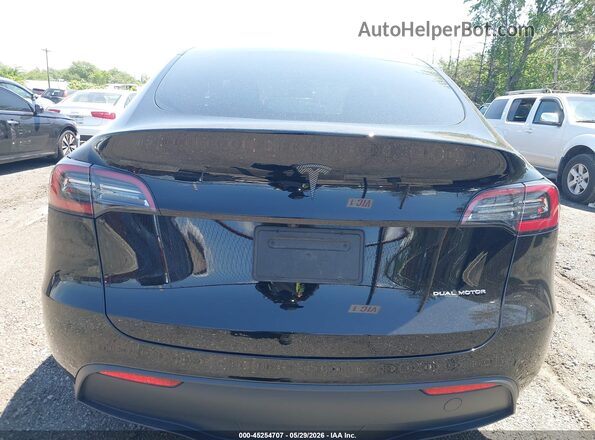 7SAYGDEE3RA244587 2024 TESLA MODEL Y Black 