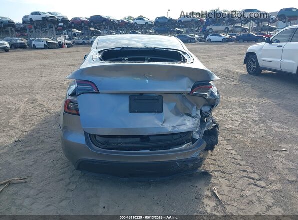 7SAYGDEE3RA327081 2024 TESLA MODEL Y Gray 