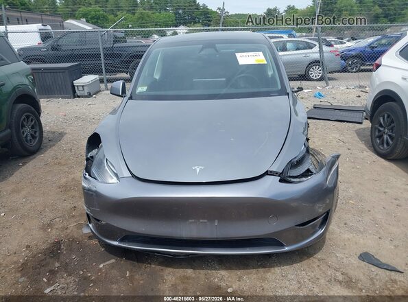 7SAYGDEE3RF199749 2024 TESLA MODEL Y Gray Dashboard view