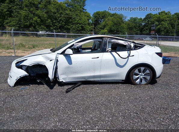 7SAYGDEE4NF320007 2022 TESLA MODEL Y White Սալոնի 360 աստիճան տեսք