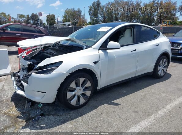 7SAYGDEE4PF630113 2023 TESLA MODEL Y White Առջևի ձախ երեք քառորդ տեսարան