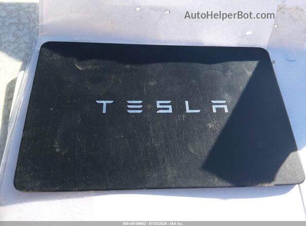 7SAYGDEE4PF630113 2023 TESLA MODEL Y White Հետևի տեսք