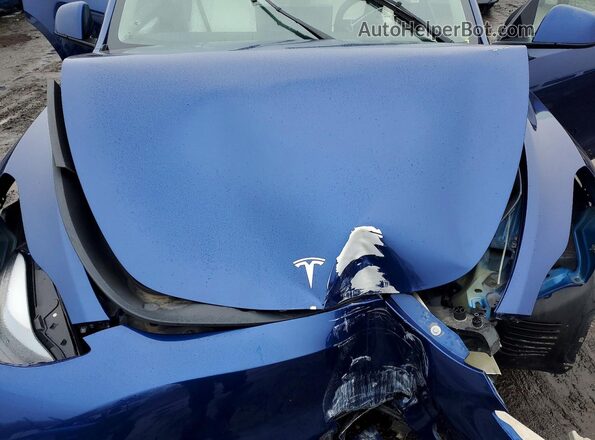 7SAYGDEE4PF667355 2023 TESLA MODEL Blue Widok komory silnika