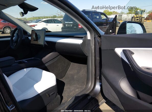 7SAYGDEE4RA240905 2024 TESLA MODEL Y Black Սալոնի դիմացի տեսք