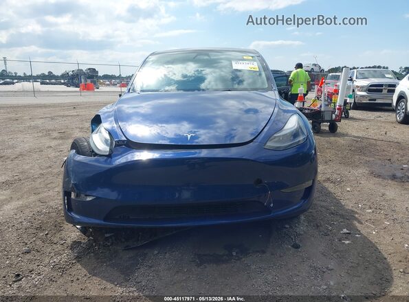 7SAYGDEE4SA346938 2025 TESLA MODEL Y Blue Widok wnętrza z tyłu