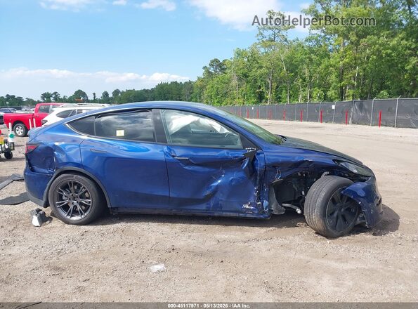 7SAYGDEE4SA346938 2025 TESLA MODEL Y Blue Widok wnętrza 360 stopni