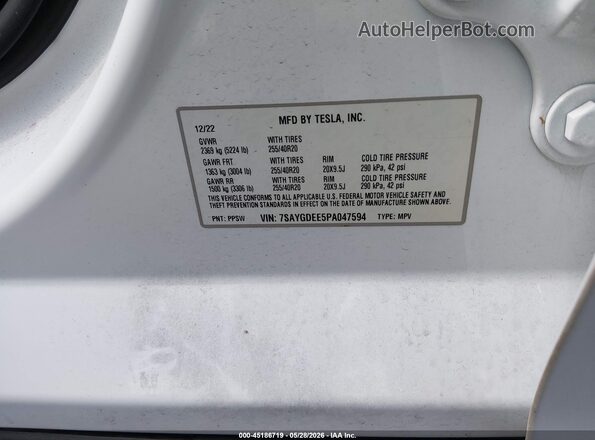 7SAYGDEE5PA047594 2023 TESLA MODEL Y White 