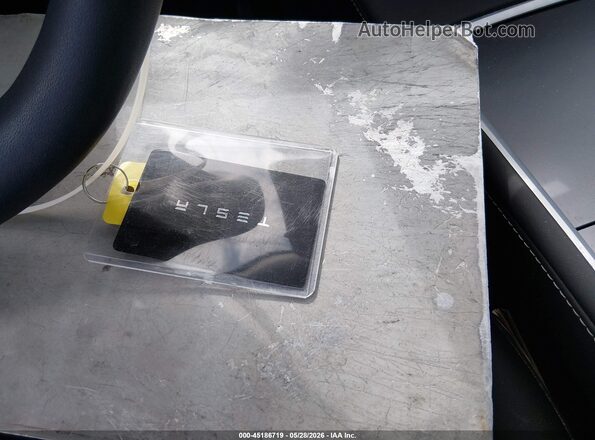 7SAYGDEE5PA047594 2023 TESLA MODEL Y White 