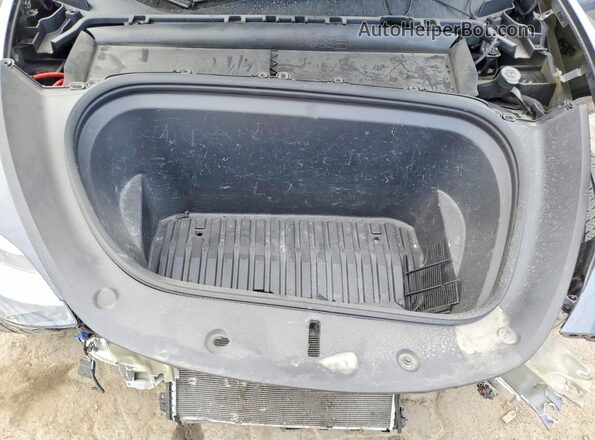 7SAYGDEE5PF945924 2023 TESLA MODEL Gray ძრავის განყოფილების ხედი