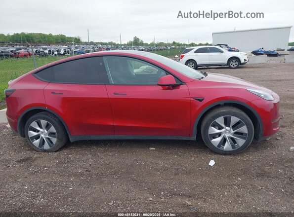 7SAYGDEE5RF025746 2024 TESLA MODEL Y Red Rear interior view