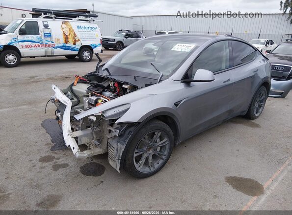 7SAYGDEE5SF248374 2025 TESLA MODEL Y Серебряный Передняя левая четверть