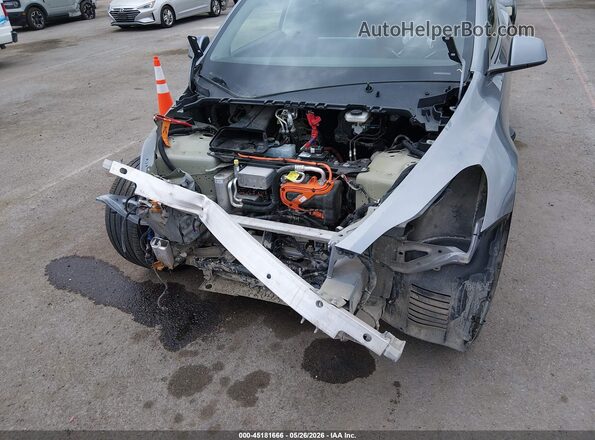 7SAYGDEE5SF248374 2025 TESLA MODEL Y Серебряный Вид спереди