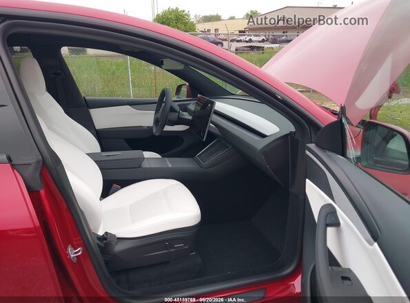 7SAYGDEE5TA669218 2026 TESLA MODEL Y Red Front interior view