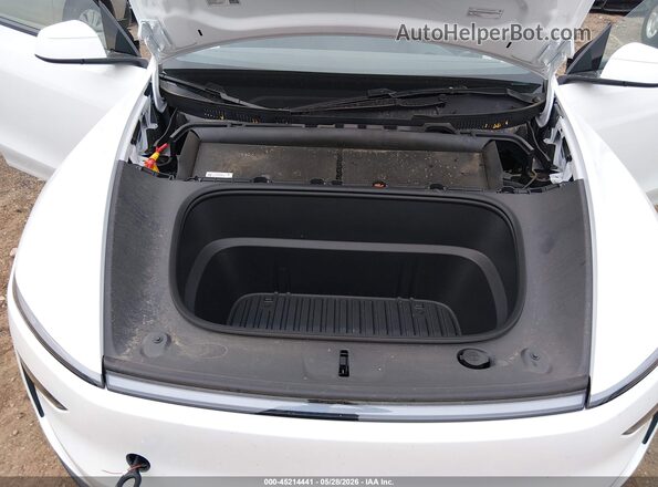 7SAYGDEE5TF586746 2026 TESLA MODEL Y Белый Вид сзади
