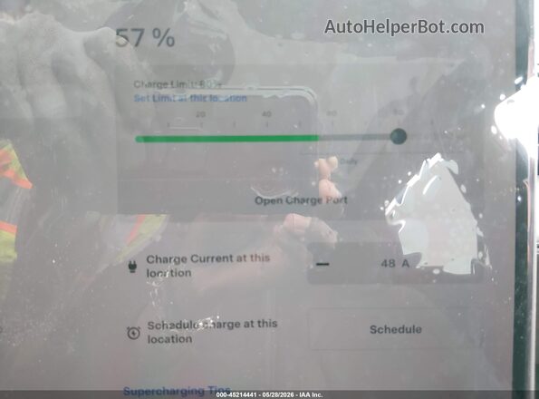 7SAYGDEE5TF586746 2026 TESLA MODEL Y Белый 