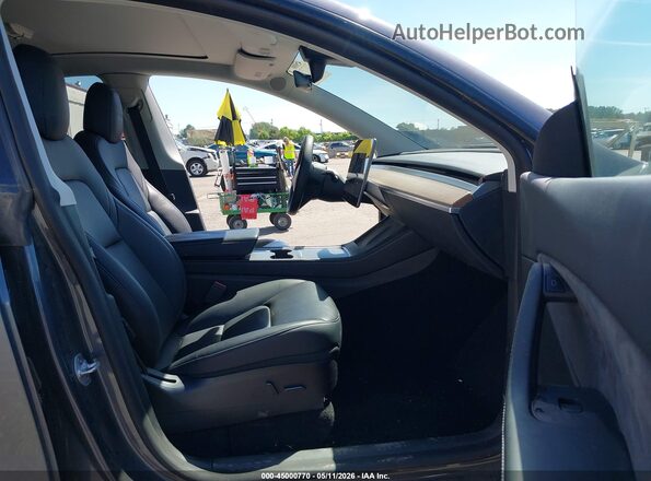 7SAYGDEE6NF511086 2022 TESLA MODEL Y Gray Vista interior delantera