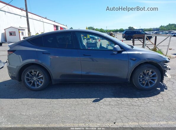 7SAYGDEE6NF511086 2022 TESLA MODEL Y Gray Vista interior trasera