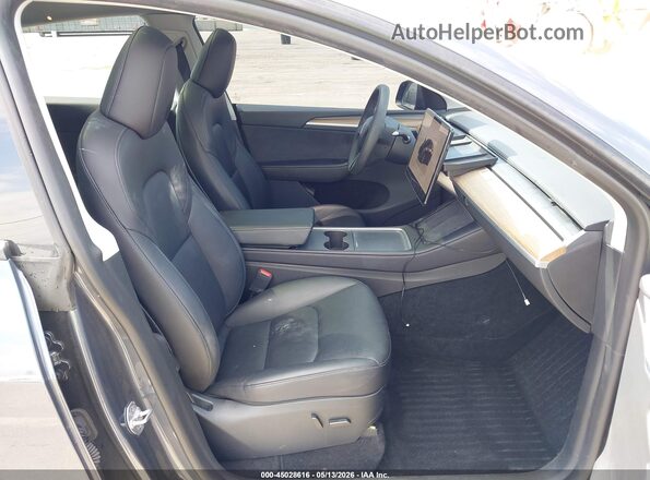 7SAYGDEE6PA198153 2023 TESLA MODEL Y Gray Սալոնի դիմացի տեսք