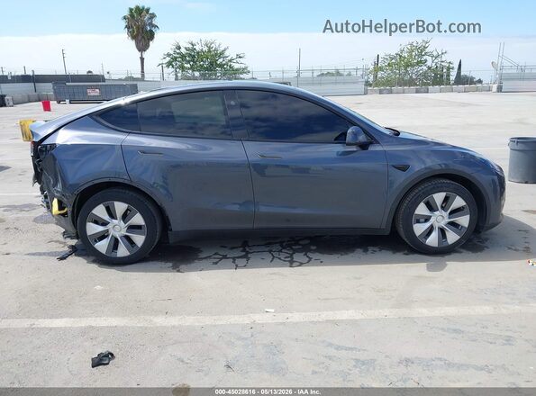 7SAYGDEE6PA198153 2023 TESLA MODEL Y Gray Սալոնի 360 աստիճան տեսք
