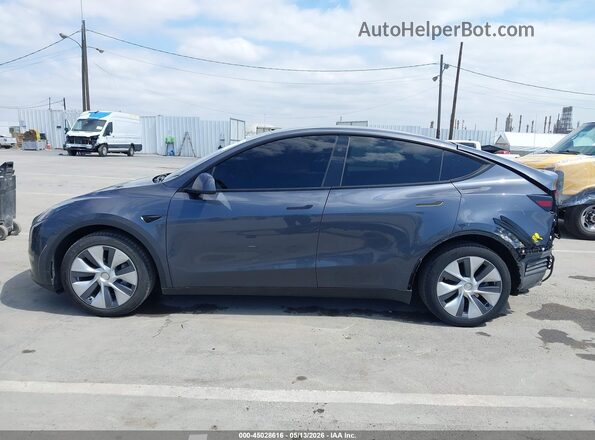 7SAYGDEE6PA198153 2023 TESLA MODEL Y Gray 