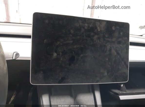 7SAYGDEE6PF675621 2023 TESLA MODEL Y White Widok tylnych siedzeń