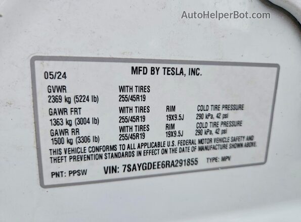 7SAYGDEE6RA291855 2024 TESLA MODEL White 360 interior view