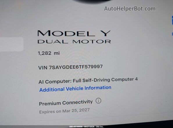 7SAYGDEE6TF579997 2026 TESLA MODEL Y Blue 