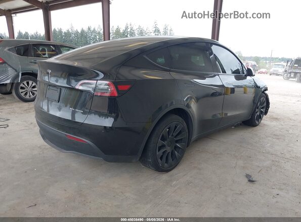 7SAYGDEE7PA135045 2023 TESLA MODEL Y Black Հետևի աջ