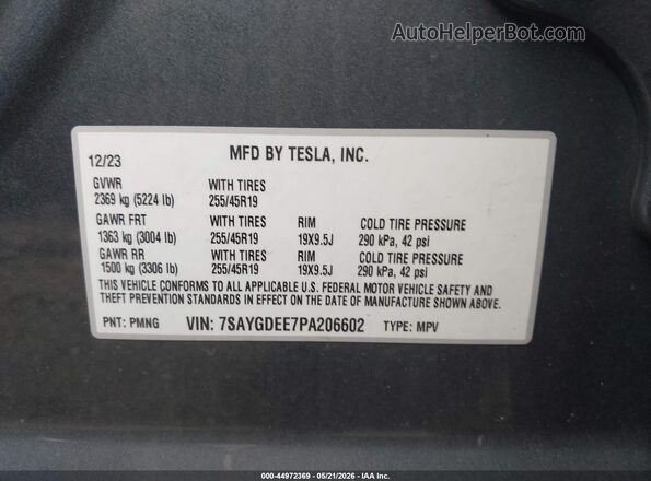 7SAYGDEE7PA206602 2023 TESLA MODEL Y Gray Vista del compartimento del motor
