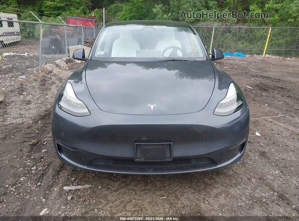 7SAYGDEE7PA206602 2023 TESLA MODEL Y Gray Vista del cuadro de instrumentos