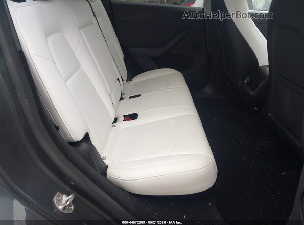 7SAYGDEE7PA206602 2023 TESLA MODEL Y Gray Vista de la etiqueta del VIN