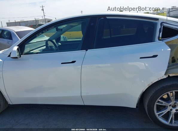 7SAYGDEE7PF740511 2023 TESLA MODEL Y Белый 