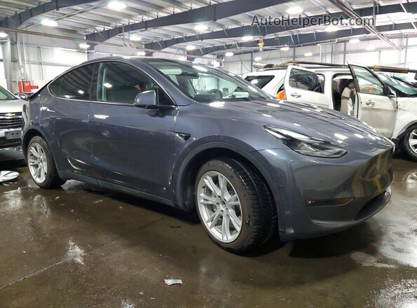 7SAYGDEE7PF891154 2023 TESLA MODEL Gray Передня права чверть