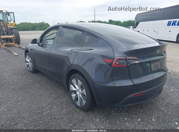 7SAYGDEE7RA243197 2024 TESLA MODEL Y Gray 