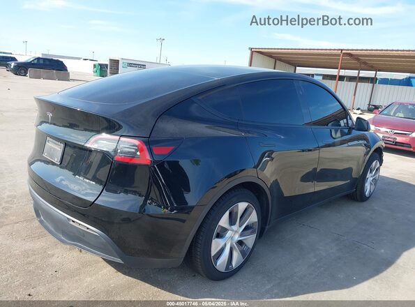 7SAYGDEE7RA255947 2024 TESLA MODEL Y Black 