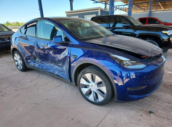7SAYGDEE7RA266995 2024 TESLA OTHER Синий Передняя правая четверть