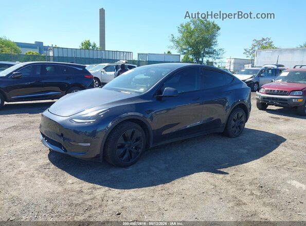 7SAYGDEE7RF196496 2024 TESLA MODEL Y Gray 