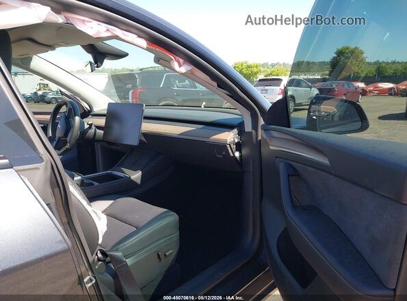 7SAYGDEE7RF196496 2024 TESLA MODEL Y Gray 