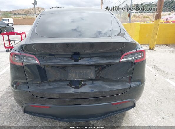 7SAYGDEE8NF455720 2022 TESLA MODEL Y Black 