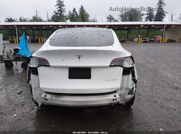 7SAYGDEE8NF568681 2022 TESLA MODEL Y White 