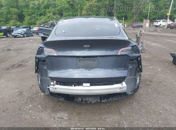 7SAYGDEE8RA296281 2024 TESLA MODEL Y Gray 