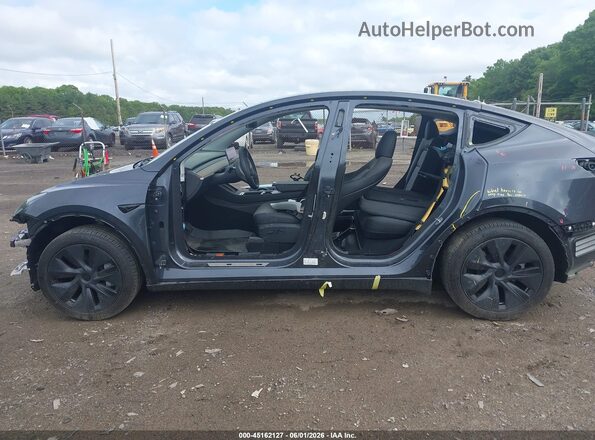 7SAYGDEE8RA296281 2024 TESLA MODEL Y Gray Vista interior de 360 grados