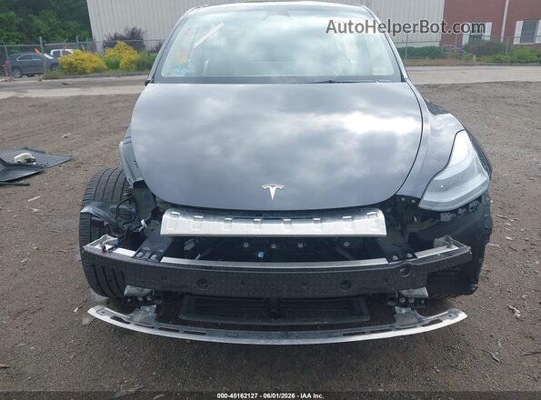 7SAYGDEE8RA296281 2024 TESLA MODEL Y Gray Vista del cuadro de instrumentos