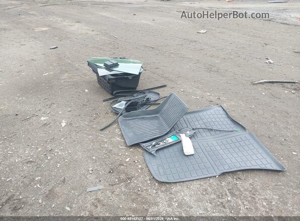 7SAYGDEE8RA296281 2024 TESLA MODEL Y Gray Vista del salpicadero