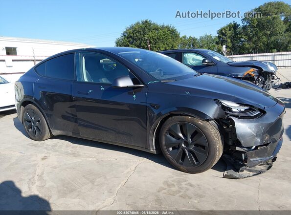 7SAYGDEE8SA372281 2025 TESLA MODEL Y Gray Front view