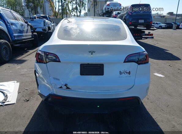 7SAYGDEE9PA034752 2023 TESLA MODEL Y White 