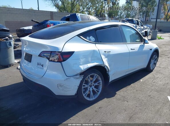 7SAYGDEE9PA034752 2023 TESLA MODEL Y White Հետևի աջ